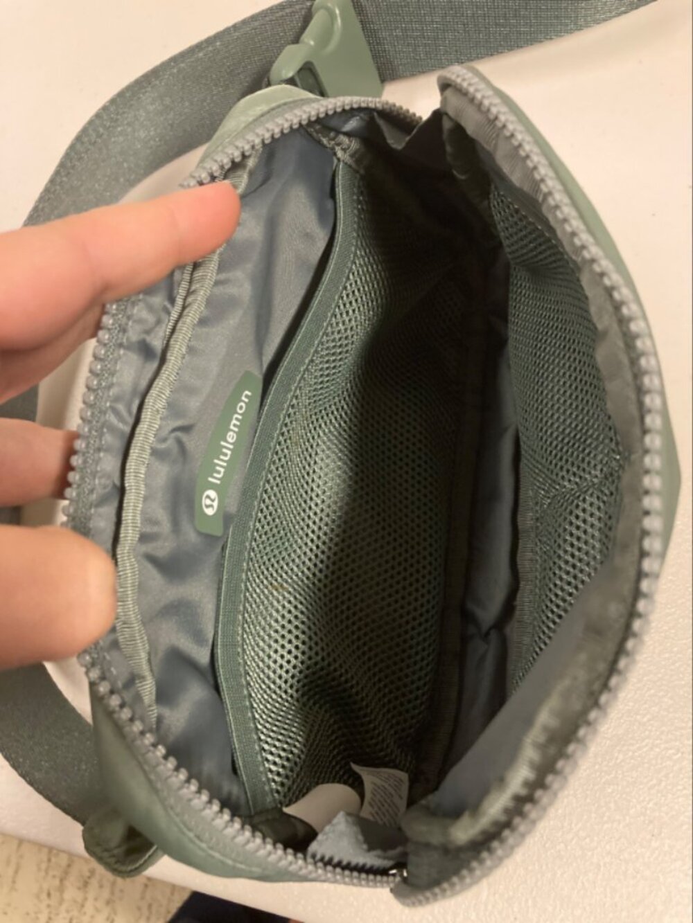 Lululemon Everywhere Belt Bag 1L Teal Green Blue - Picture 4 of 7